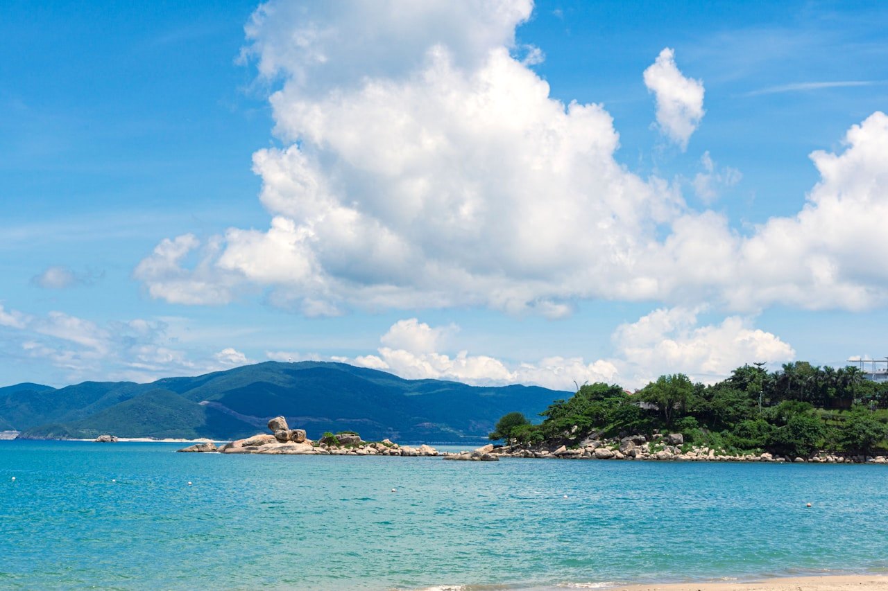 Du lịch Nha Trang tự túc: lịch trình, chi phí và kinh nghiệm từ A–Z