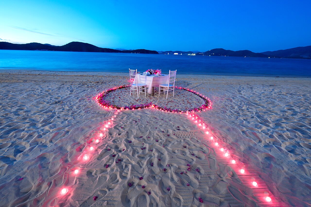 Gành Nhảy – BBQ – Wild Beach 2N1Đ